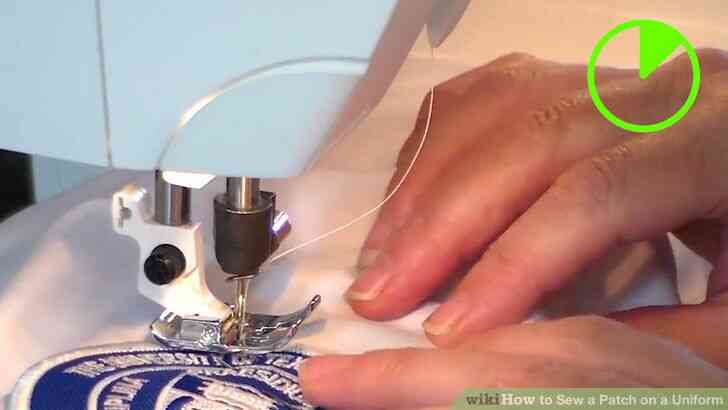Image intitulée Coudre un Patch sur un Uniforme de l